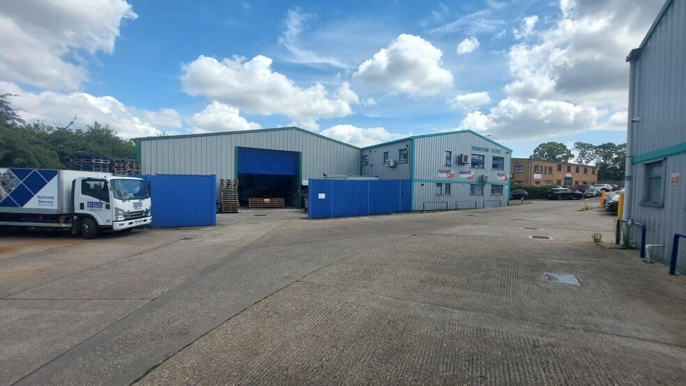 Hurricane Clos, Wickford à vendre - Photo de l’immeuble – Image 2 sur 9