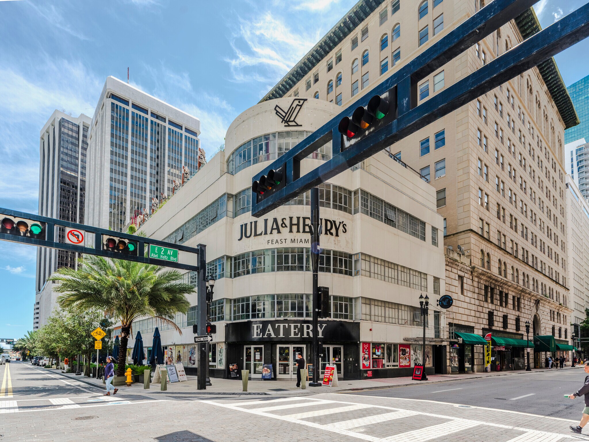 200 E Flagler St, Miami, FL à vendre Photo principale– Image 1 sur 13