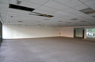 3305-3399 Wurzbach Rd, San Antonio, TX à louer Photo intérieure– Image 1 sur 2