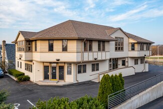 Plus de détails pour 7161 N Port Washington Rd, Glendale, WI - Bureau à louer