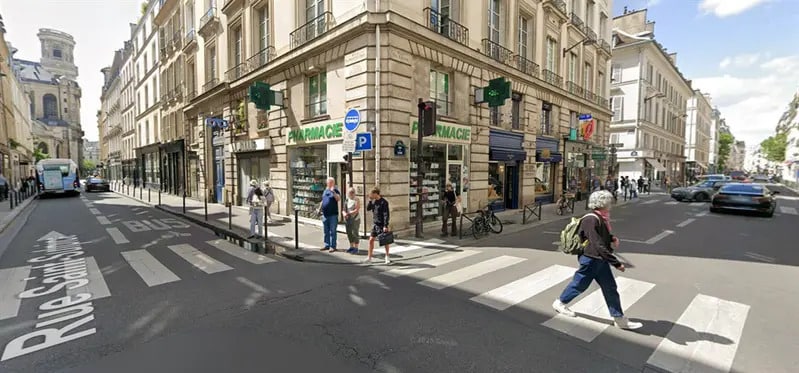 Local commercial dans Paris à louer - Photo de l’immeuble – Image 3 sur 4