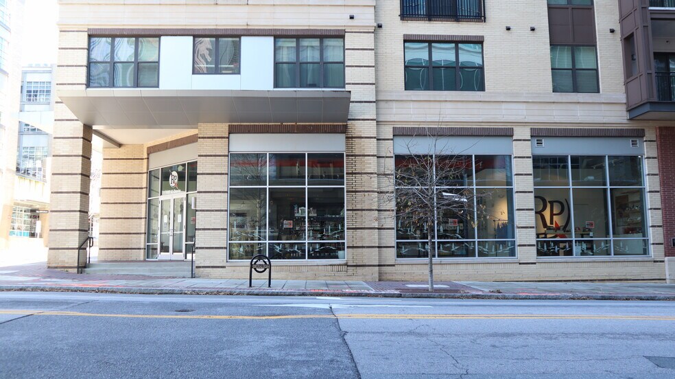 149 E Davie St, Raleigh, NC à louer - Photo de l’immeuble – Image 2 sur 4