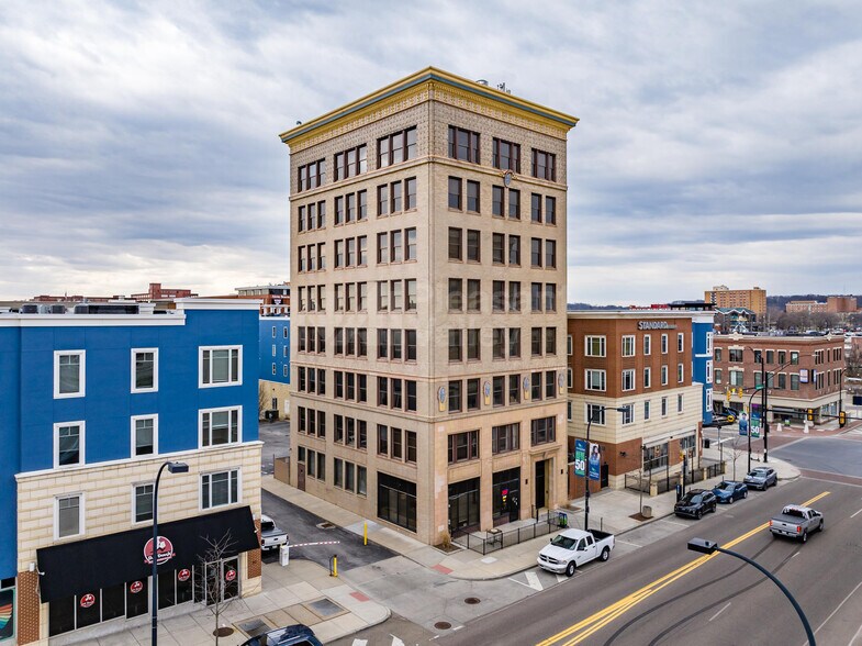 12 E Exchange St, Akron, OH à vendre - Photo de l’immeuble – Image 2 sur 11