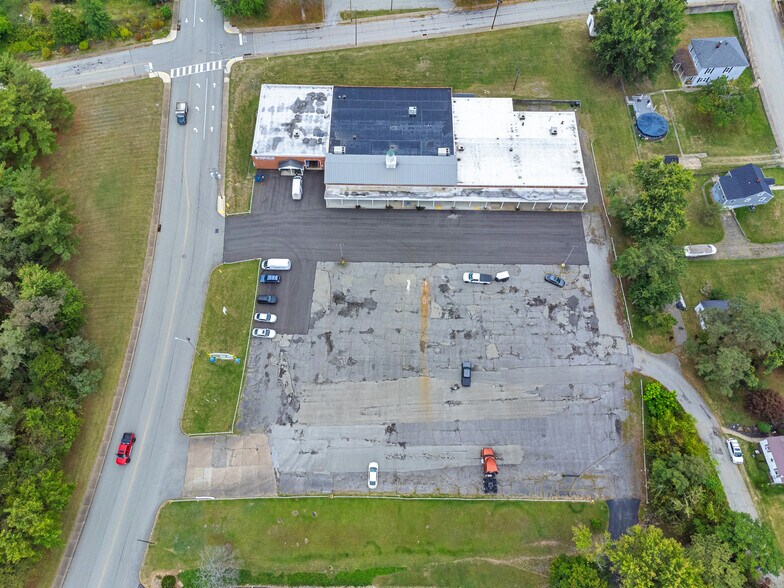 1295 Grand Blvd, Monessen, PA à vendre - Photo de l’immeuble – Image 3 sur 15