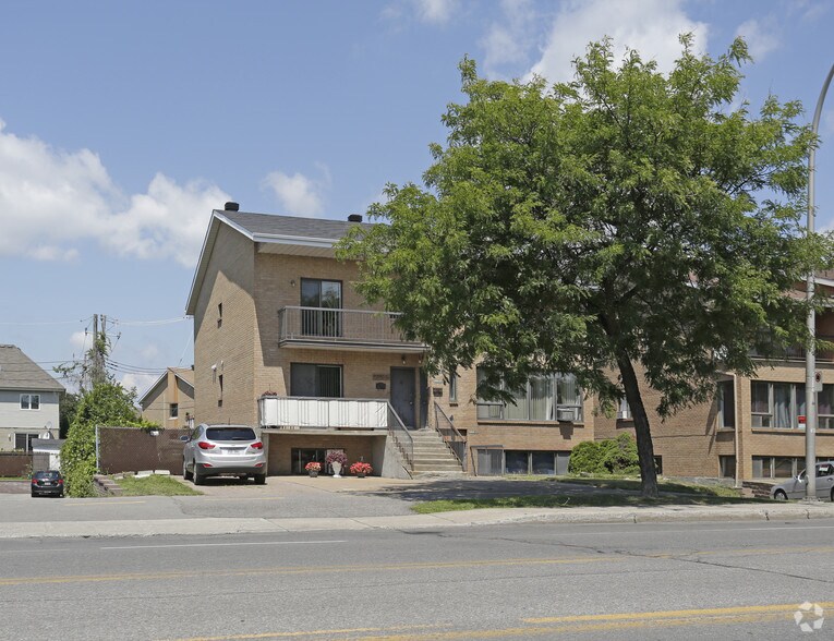 17749-17755 Boul De Pierrefonds, Montréal, QC à vendre - Photo principale – Image 1 sur 2