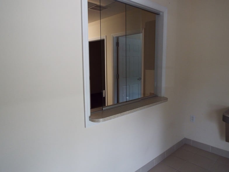 4390 NE 35th St, Ocala, FL à louer - Photo intérieure – Image 3 sur 8