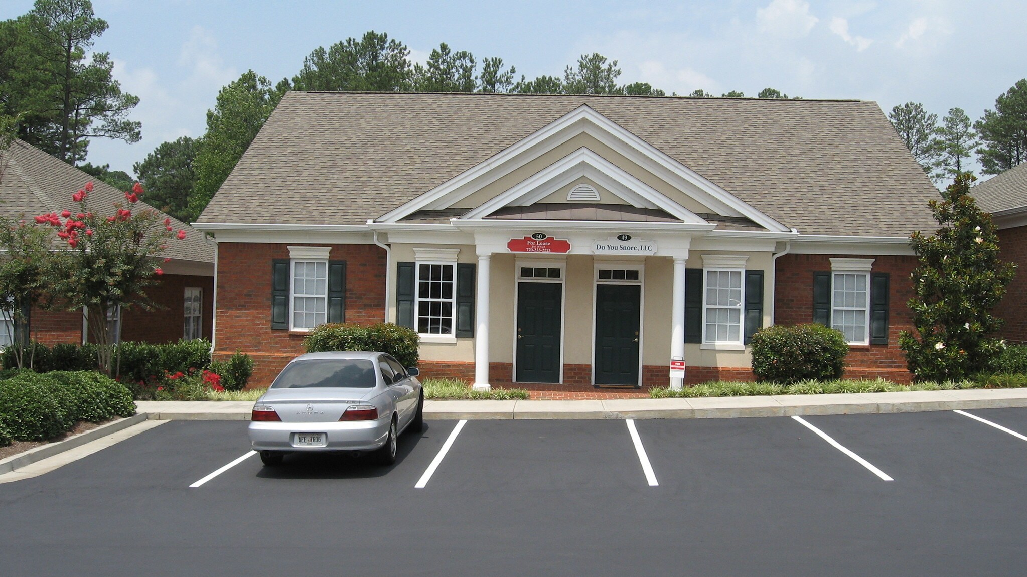 3535 Roswell Rd, Marietta, GA à louer Photo principale– Image 1 sur 30