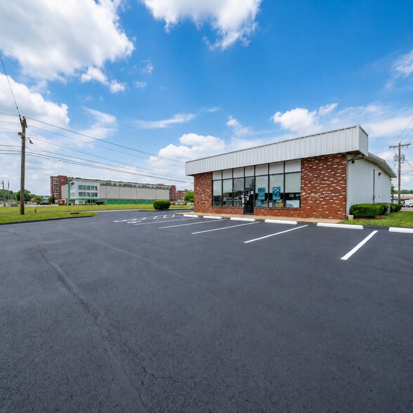 473 Washington Ave, North Haven, CT à louer - Photo de l’immeuble – Image 2 sur 5