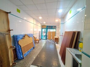 Local commercial dans Cuenca, Cuenca à louer Photo intérieure– Image 2 sur 11