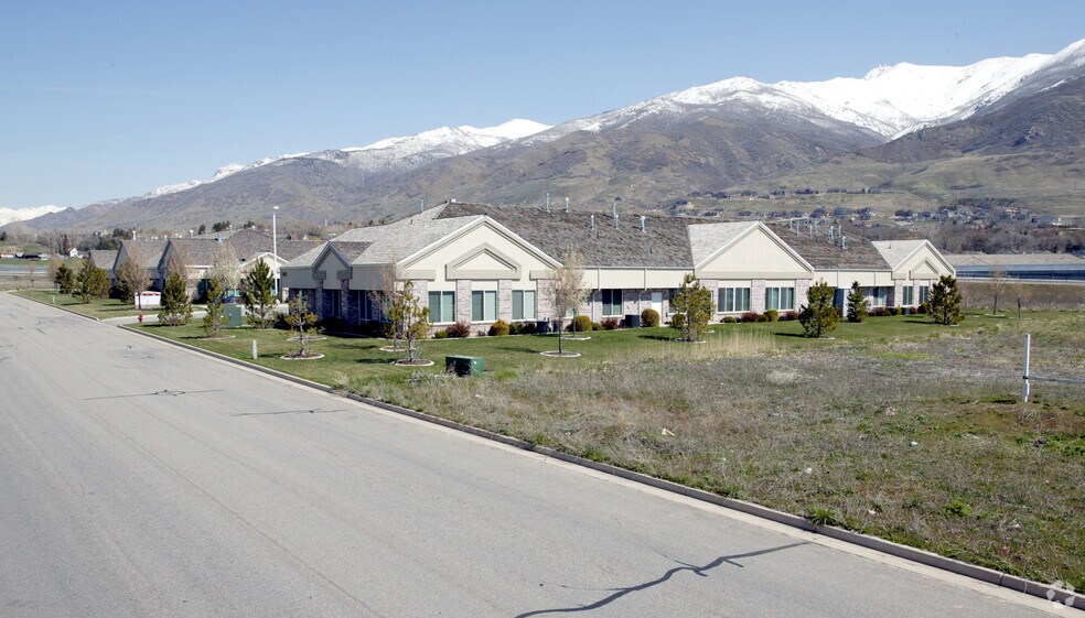 1433 N Highway 89, Farmington, UT à louer - Photo de l’immeuble – Image 2 sur 13