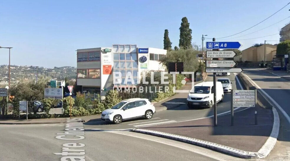 Bureau dans Grasse à louer - Photo de l’immeuble – Image 1 sur 11