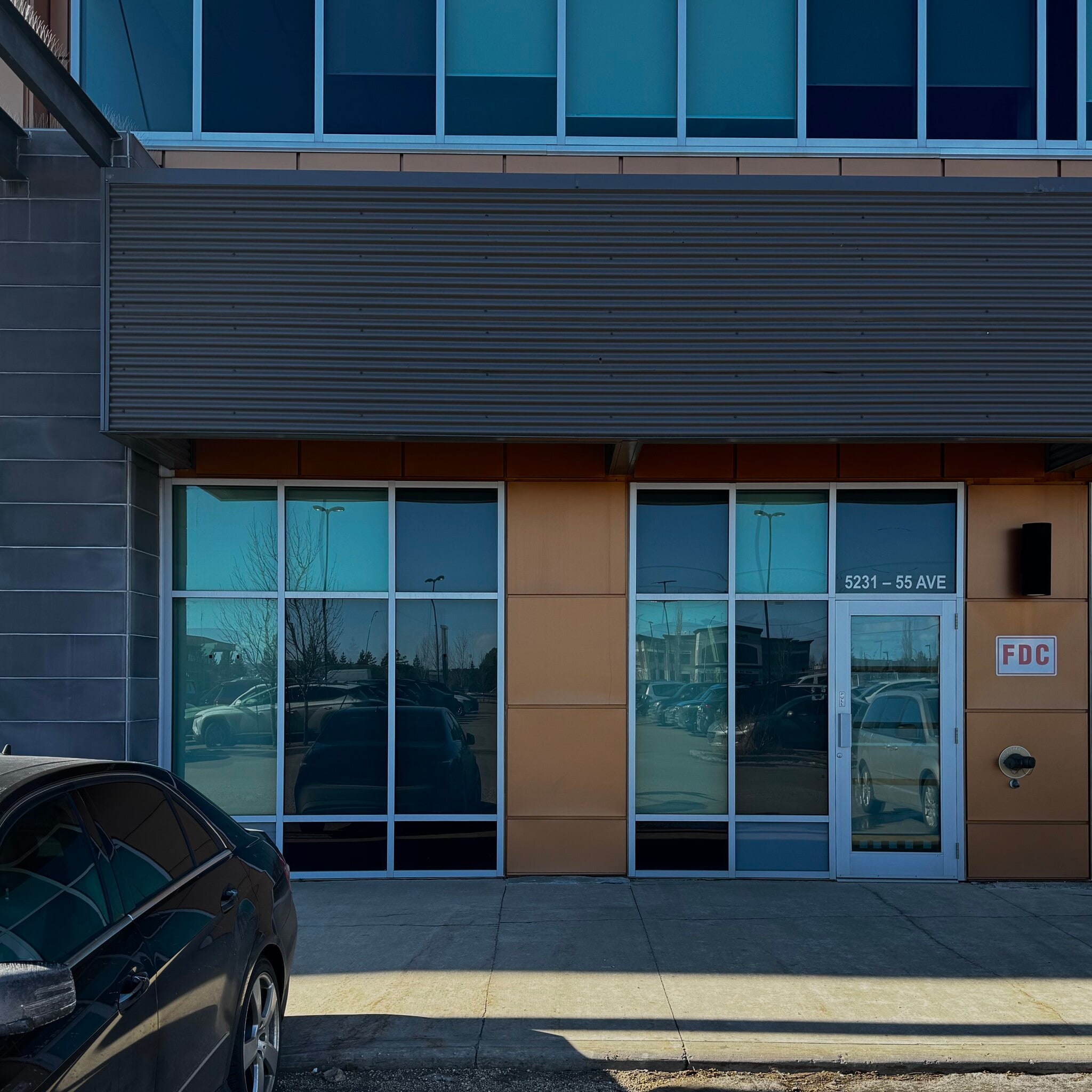 5103-5177 55 Ave NW, Edmonton, AB à louer Photo intérieure– Image 1 sur 1