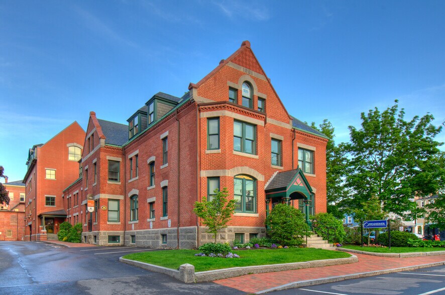 30 Penhallow St, Portsmouth, NH à louer - Photo de l’immeuble – Image 2 sur 2