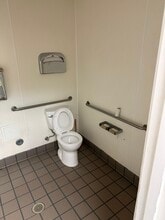 8325-8349 Foothill Blvd, Sunland, CA à louer Photo intérieure– Image 1 sur 18