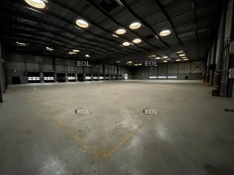 Industriel/Logistique dans Gennevilliers à louer - Photo de l’immeuble – Image 1 sur 6