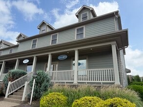 6000 Coombs Farm Dr, Morgantown, WV à louer Photo de l’immeuble– Image 1 sur 12