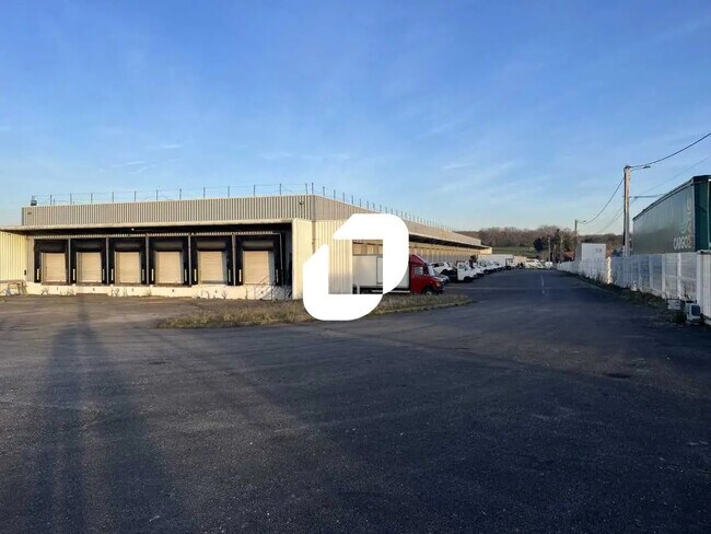 Plus de détails pour Bureau, Industriel/Logistique à louer
