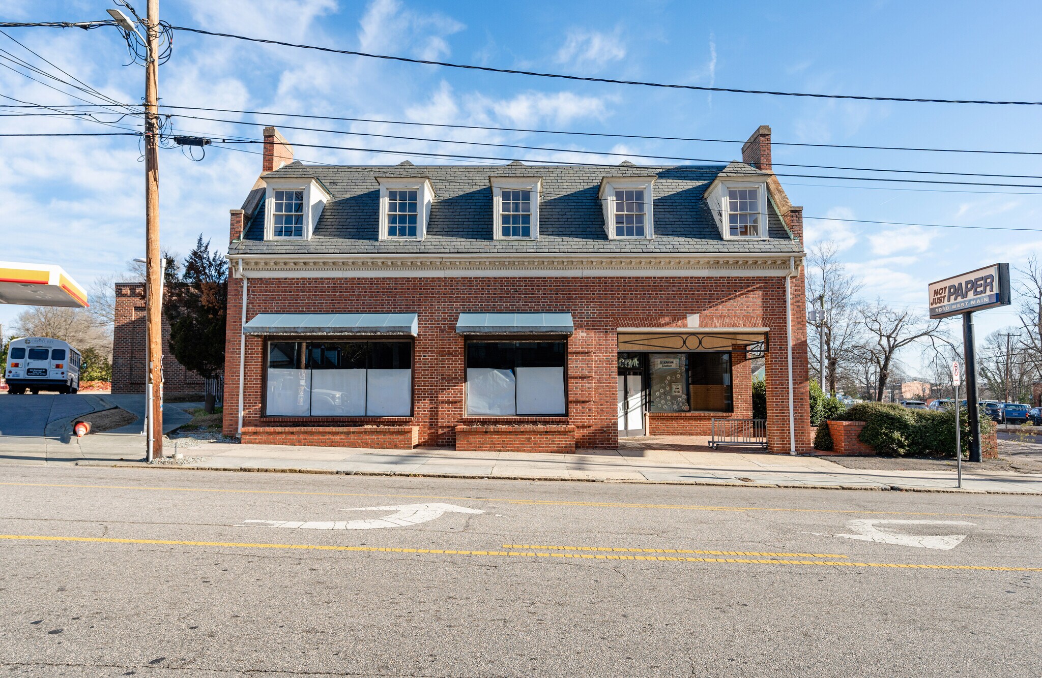 1008 W Main St, Durham, NC à louer Photo de l’immeuble– Image 1 sur 26