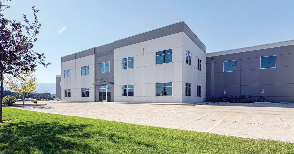 1455 W Center St, North Salt Lake, UT à louer - Photo de l’immeuble – Image 2 sur 9