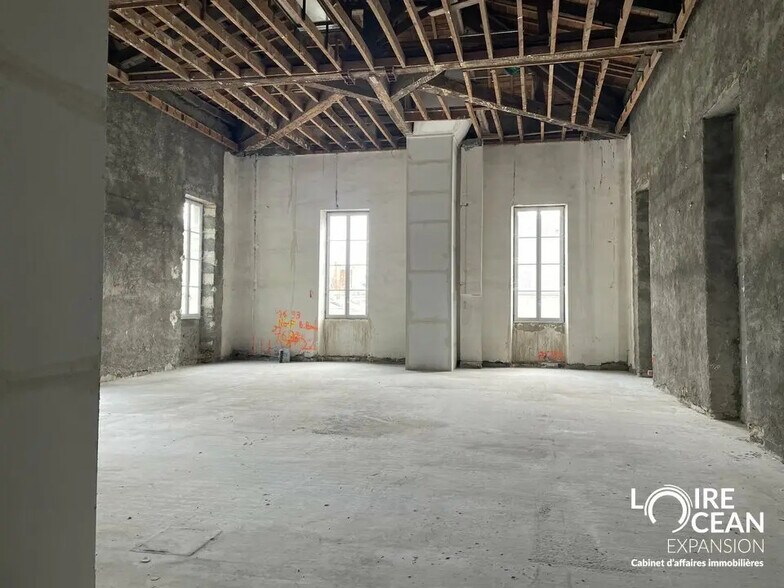 Local commercial dans La Roche-sur-Yon à louer - Photo intérieure – Image 2 sur 8