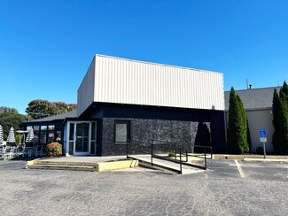 Plus de détails pour 7843 North Point Blvd, Winston-Salem, NC - Local commercial à vendre