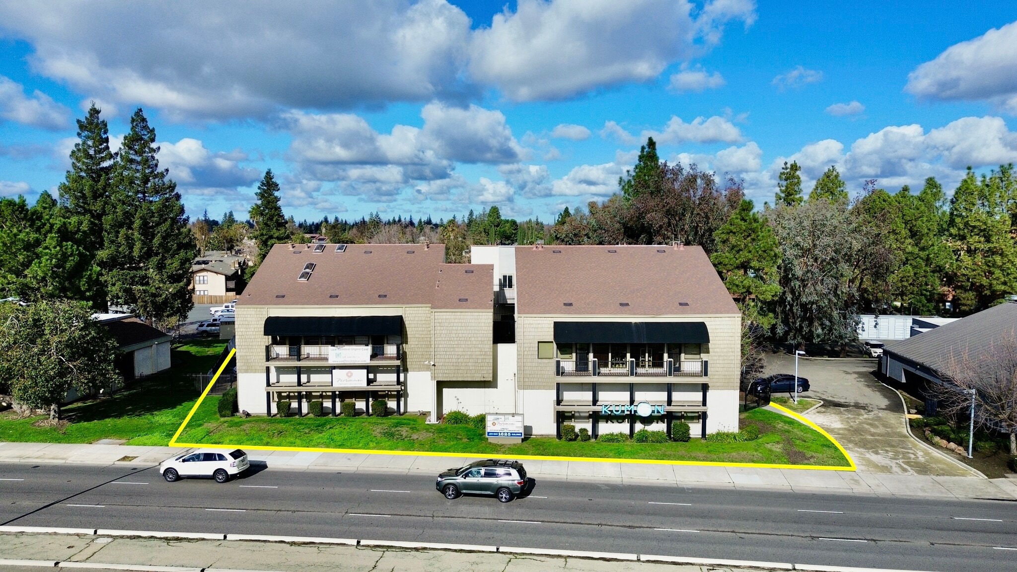 1625 W March Ln, Stockton, CA à vendre Photo de l’immeuble– Image 1 sur 10