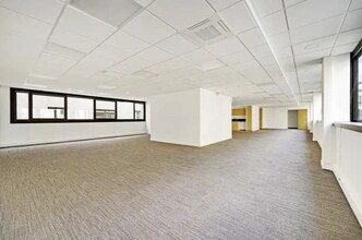 22 Rue Du President Wilson, Levallois-Perret à louer Photo intérieure– Image 1 sur 6