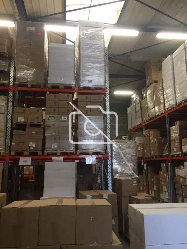 Plus de détails pour Industriel/Logistique à louer
