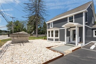 Plus de détails pour 2695 Hartford Ave, Johnston, RI - Bureau à louer