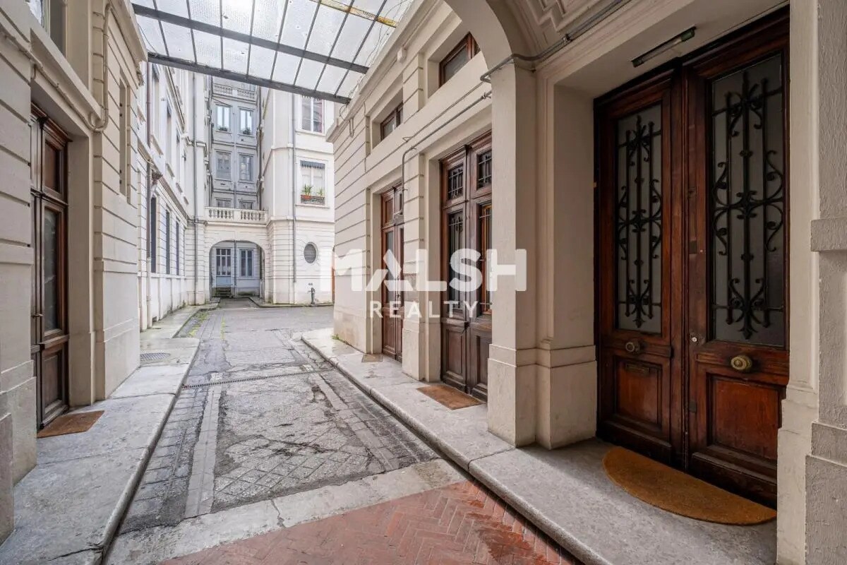 Bureau dans Lyon à vendre Photo de l’immeuble– Image 1 sur 11