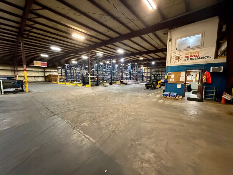 115 Industrial Dr, New Haven, MO à vendre - Photo intérieure – Image 3 sur 5