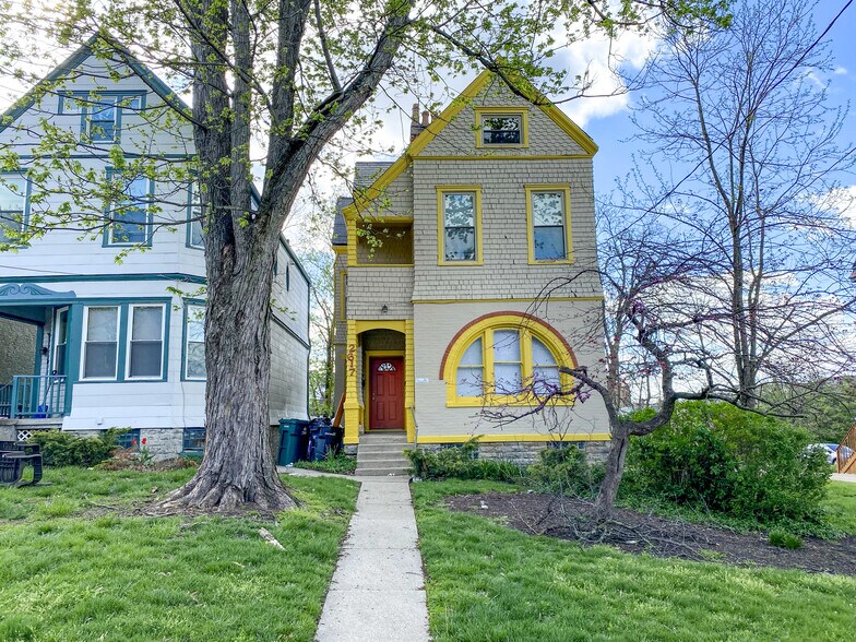 2617 Eden Ave, Cincinnati, OH à vendre - Photo principale – Image 1 sur 1