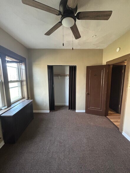 1412 Connecticut St, Gary, IN à vendre - Photo de l’immeuble – Image 2 sur 11