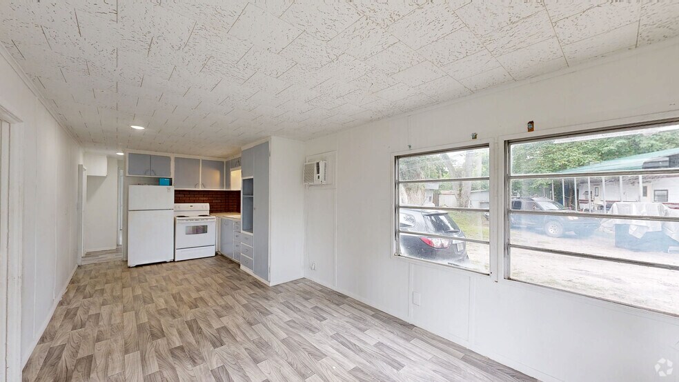 4233 Gall Blvd, Zephyrhills, FL à vendre - Numérisation 3D Matterport – Image 3 sur 22