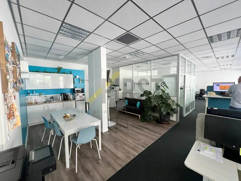 Bureau dans SOPHIA ANTIPOLIS à louer - Photo de l’immeuble – Image 2 sur 10