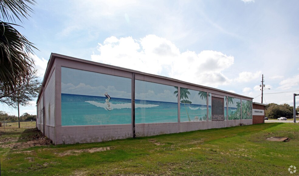 1810 Barrancas Ave, Pensacola, FL à louer - Photo de l’immeuble – Image 3 sur 3