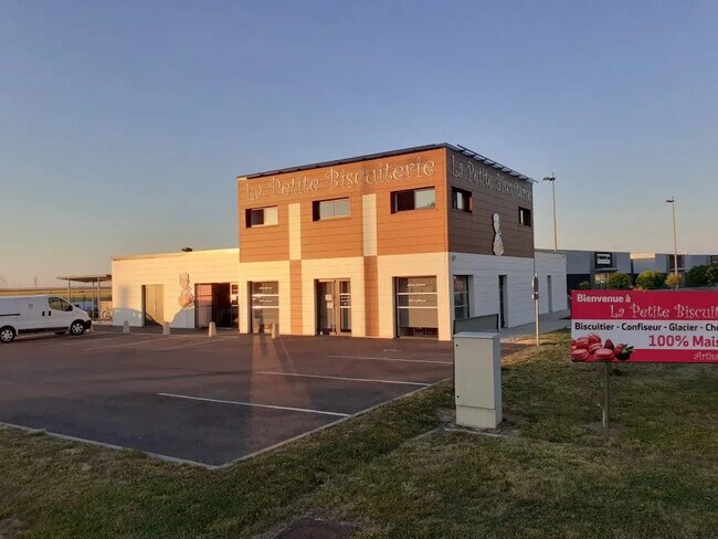 Plus de détails pour Local commercial à vendre