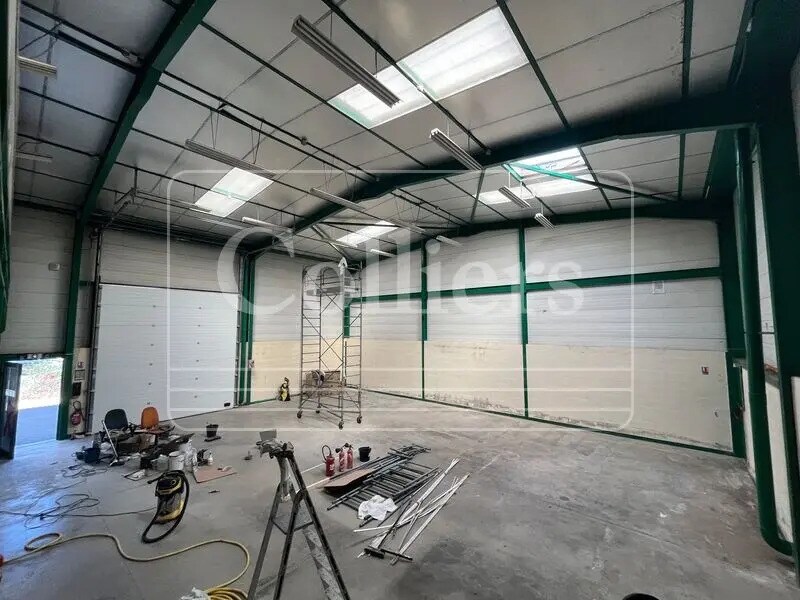 Local d’activités dans Gémenos à louer Photo intérieure– Image 1 sur 6