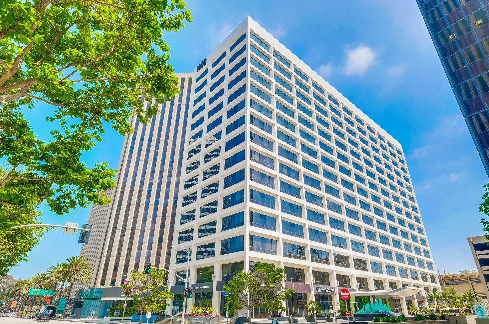 1880 Century Park E, Los Angeles, CA à louer Photo de l’immeuble– Image 1 sur 21