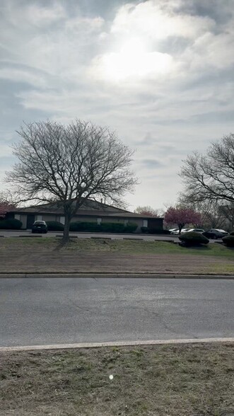 220 Sunset Rd, Willingboro, NJ à louer - Vidéo sur l’annonce professionnelle – Image 2 sur 21