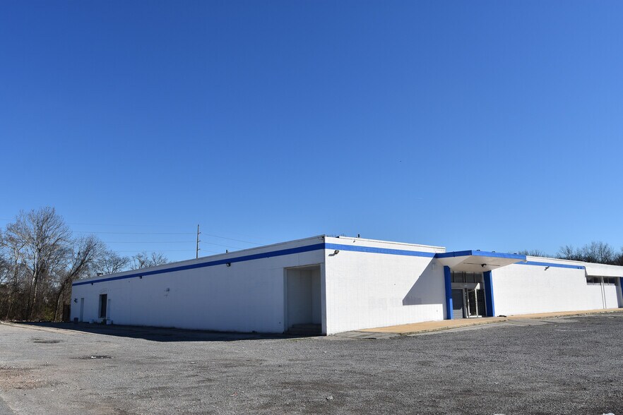2401 Carraway Blvd, Birmingham, AL à louer - Photo de l’immeuble – Image 2 sur 12