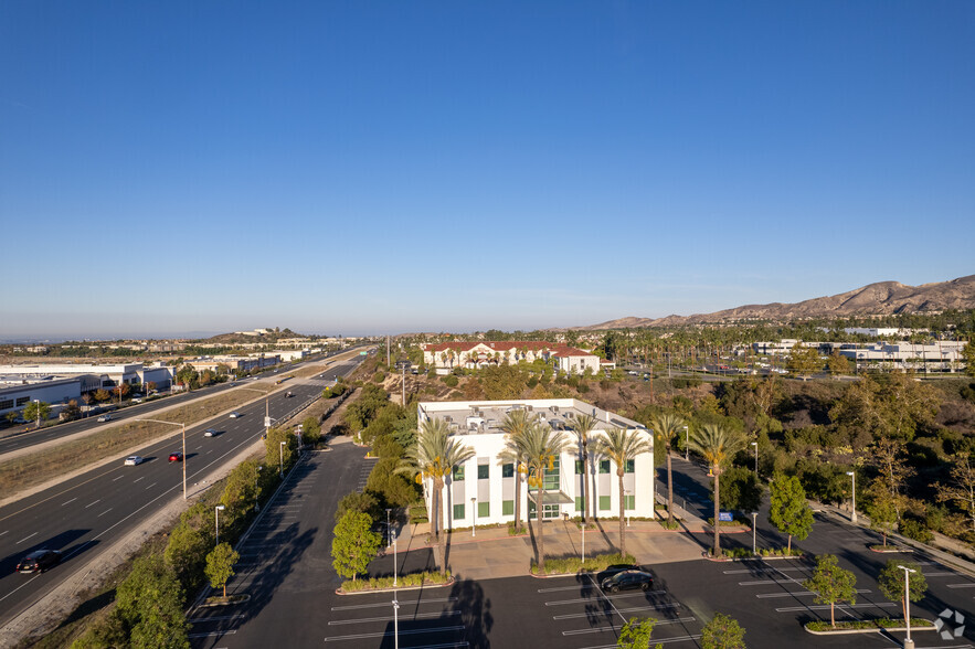 27462 Portola Pky, Foothill Ranch, CA à louer - Photo de l’immeuble – Image 1 sur 1