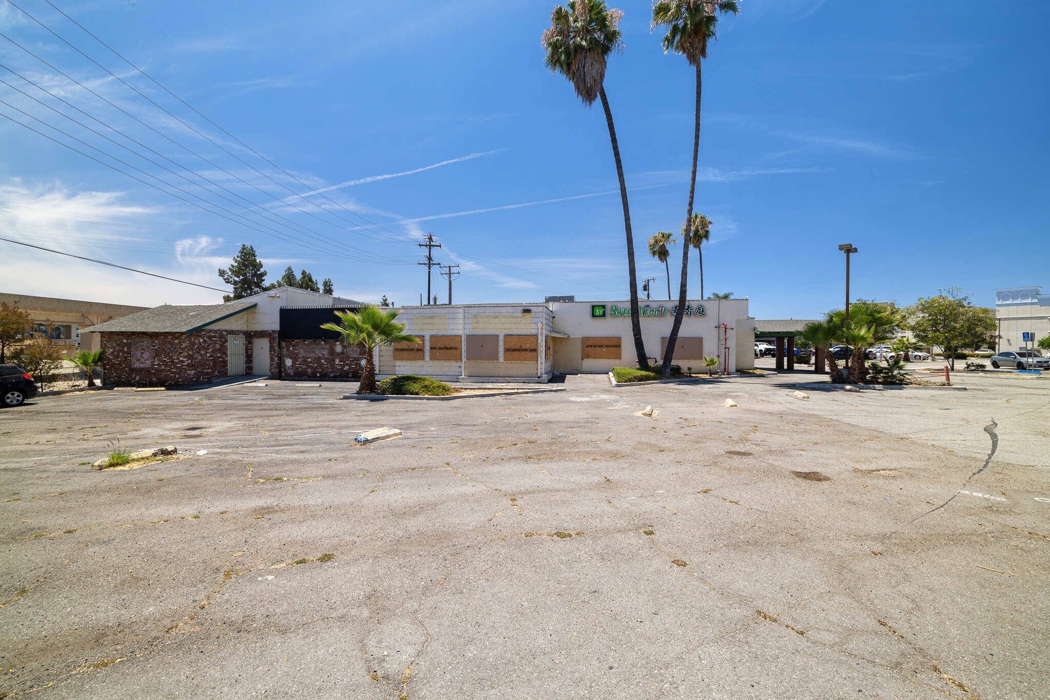 10478 Valley Blvd, El Monte, CA à louer Photo principale– Image 1 sur 36