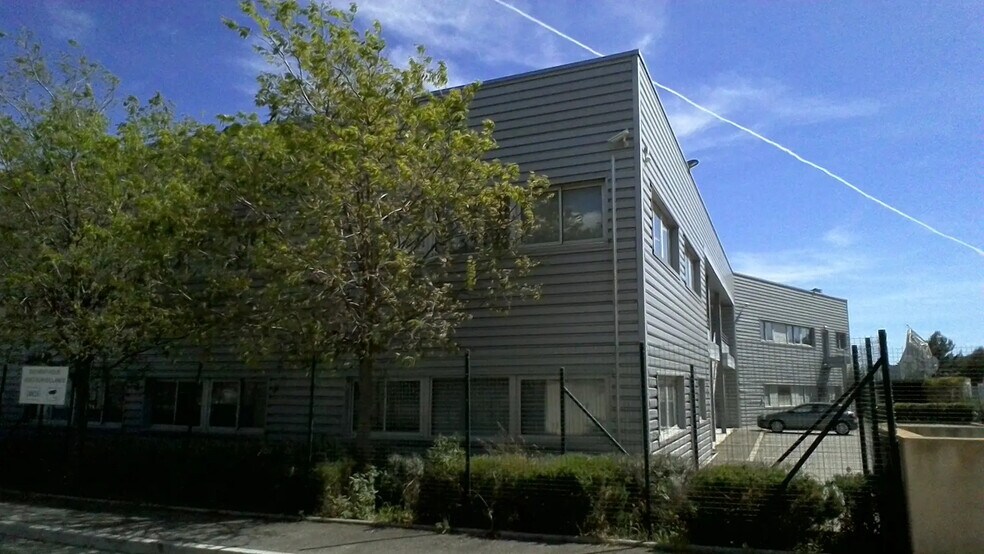 Impasse Du Serpolet, La Ciotat à louer - Photo de l’immeuble – Image 2 sur 2
