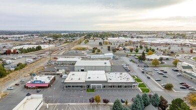 8382 Gage Blvd, Kennewick, WA à louer Photo de l’immeuble– Image 1 sur 6