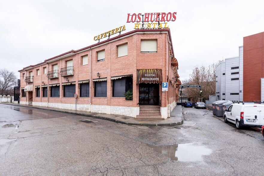 Services hôteliers dans Villalbilla, Madrid à vendre - Photo principale – Image 2 sur 5
