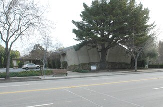 Plus de détails pour 3373 Middlefield Rd, Palo Alto, CA - Bureau à louer