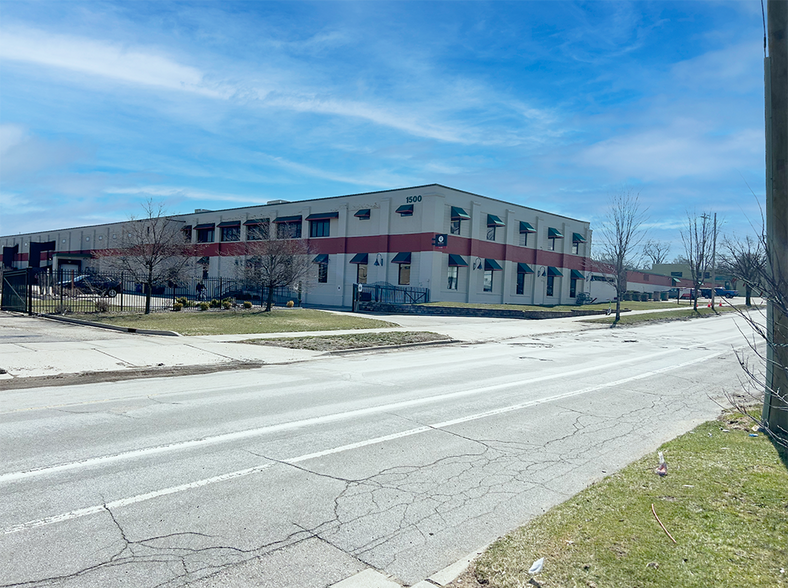 1500 Buchanan Ave SW, Grand Rapids, MI à louer - Photo de l’immeuble – Image 2 sur 5