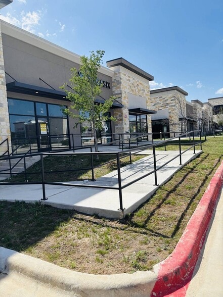 15201 Ronald W Reagan Blvd, Leander, TX à louer - Photo de l’immeuble – Image 2 sur 5