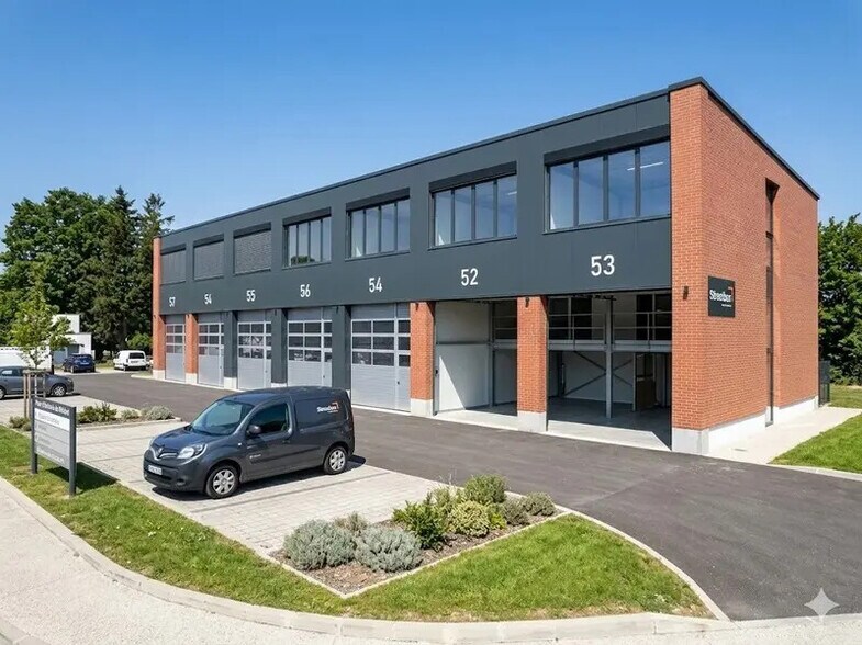 Industriel/Logistique dans Bonneville à vendre - Photo de l’immeuble – Image 2 sur 5